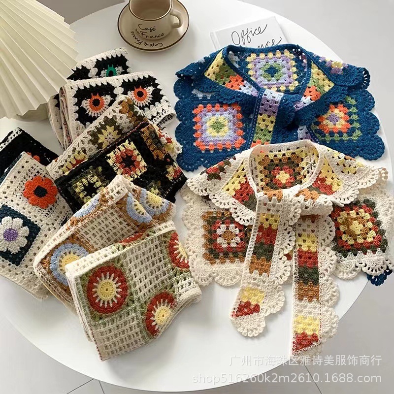Retro autumn fresh cute design vest