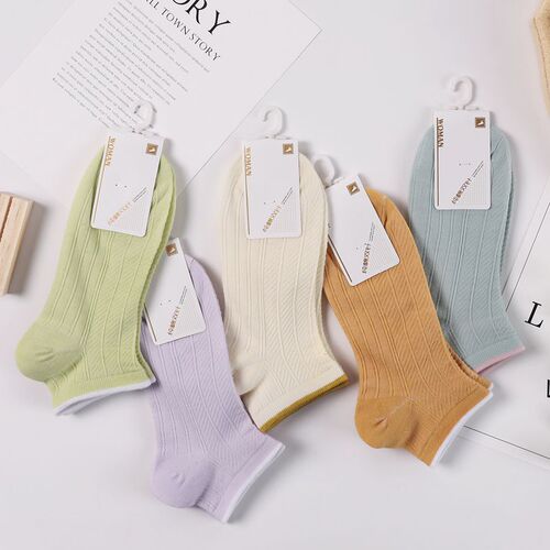 Trendy women's socks, solid color spring and summer women's socks, shallow lace socks, short fungus edge boat socks wholesale