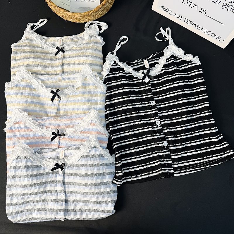 Pijama de mujer de verano con cojín de pecho, pantalones cortos de cabina sexy puros, rayas delgadas sin mangas, set de ropa de verano