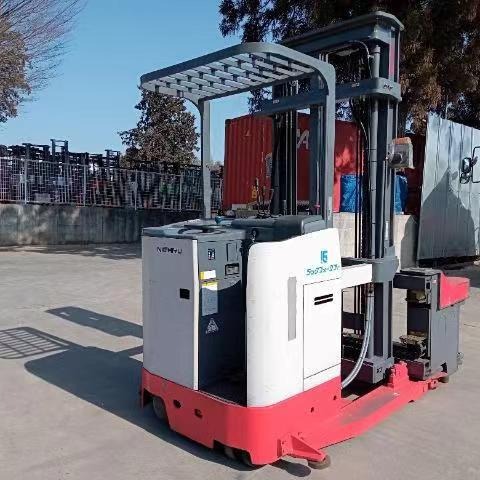 5米窄通道叉车 三向堆高车 2米通道高层货架用叉车 货叉三向叉