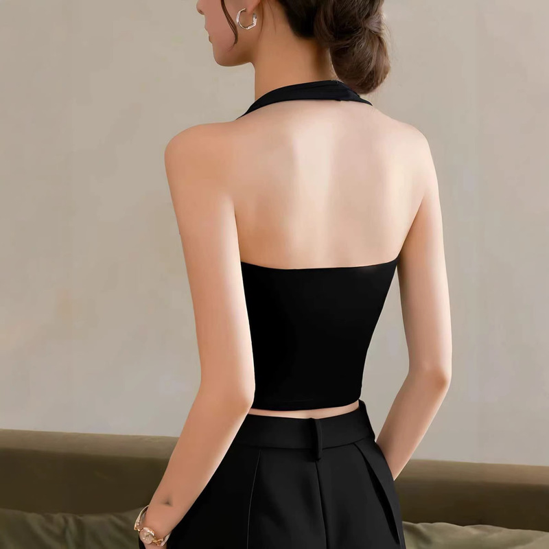 Black Halter Neck Pure Cotton Camisole for Women, Suitable for Layering or Wearing Alone, Featuring a Beautiful Back Design, Yoga Backless Top, Slimming Base Shirt Black Halter Neck Pure Cotton Camisole for Women, Suitable for Layering or Wearing Alone, Featuring a Beautiful Back Design, Yoga Backless Top, Slimming Base Shirt