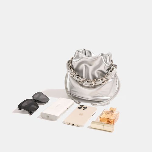 银色流浪编织链条水桶包2024新款女小众高级感手提斜挎小包单肩包