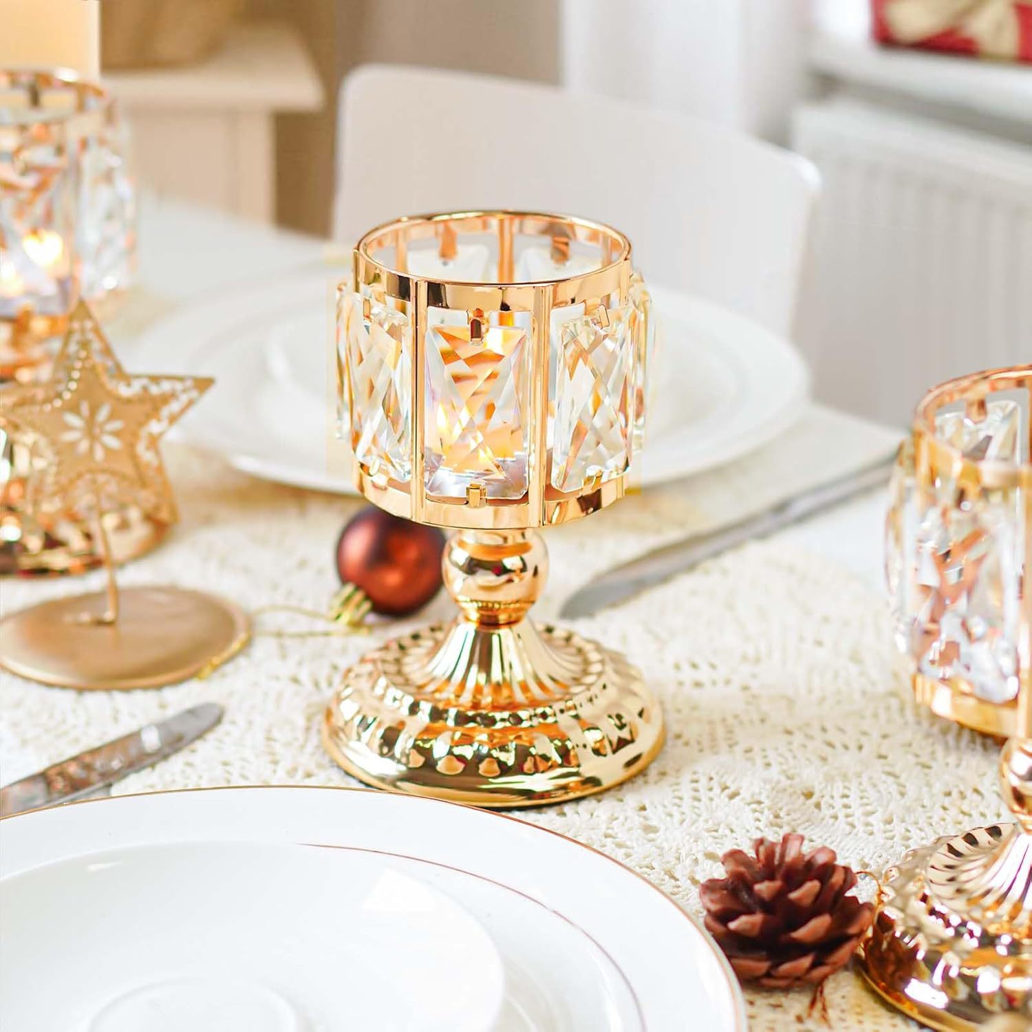 Comercio exterior transfronterizo de estilo europeo al por mayor candelabro de cristal hotel luz de vela dorada cena decoración del hogar candelabro artesanal