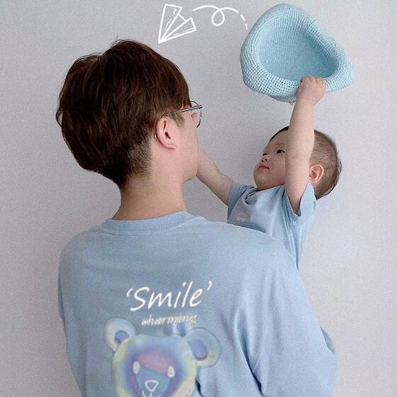 Fried Street Parent-Child Clothes Summer Short-sleeved T-shirt Western Style Cartoon Bear Mother and Dresses Family of Three or Four Babies, Boys and Girls