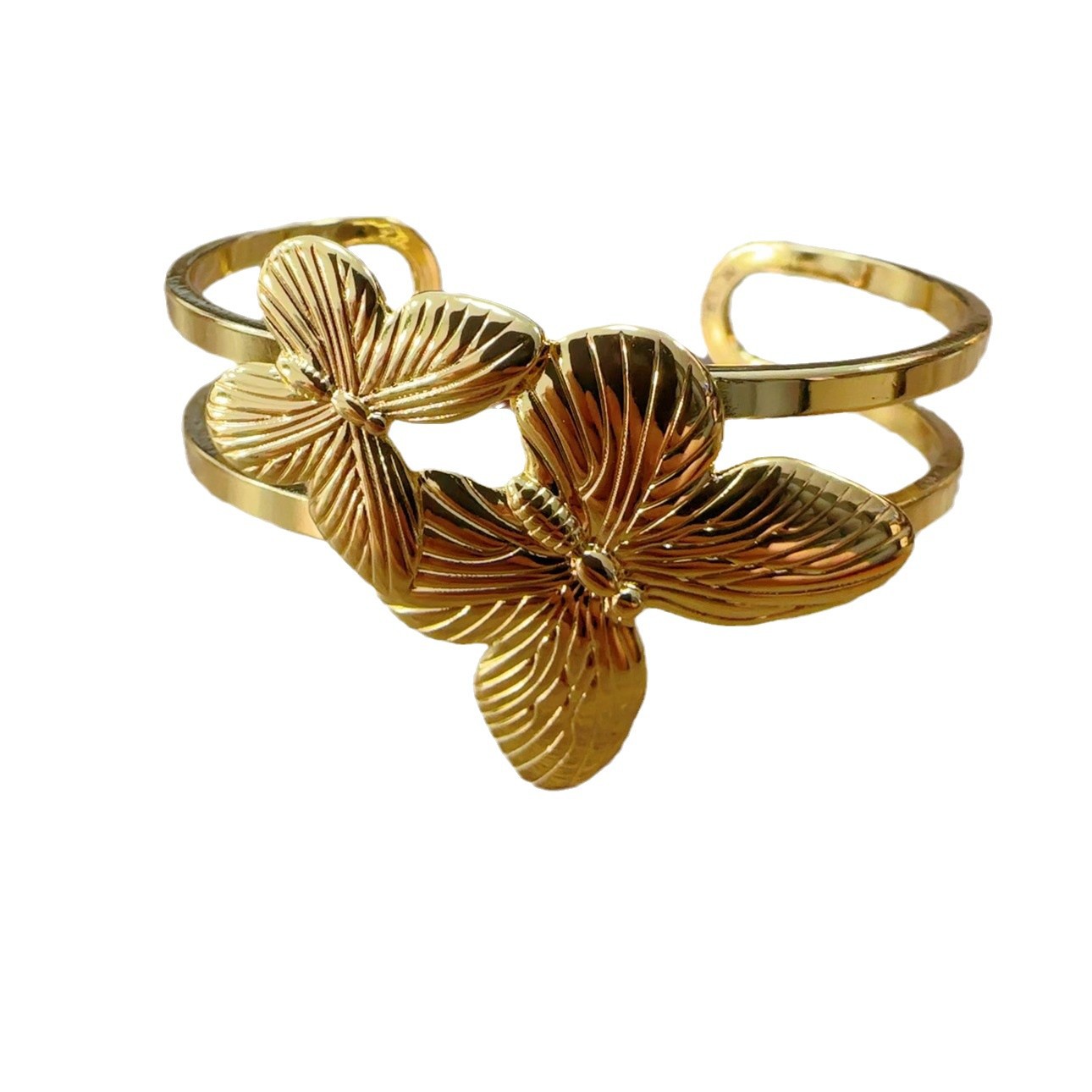 Diseño de nicho transfronterizo de mariposa de cobre chapado en oro real no se desvanece pulsera abierta temperamento versátil de alta calidad mujer