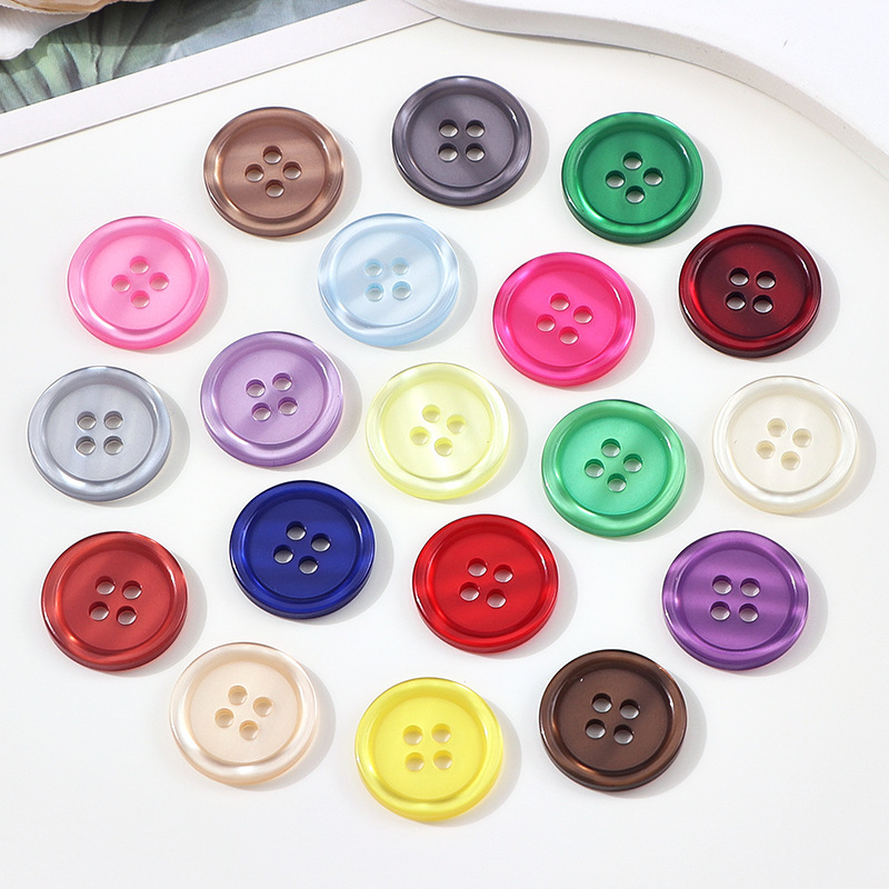 Round High-end Pearlescent Resin Button Men's and Women's Shirt Short-sleeved Cardigan Woolen Coat Coat Windbreaker Coat Sweater Button Round High-end Pearlescent Resin Button Men's and Women's Shirt Short-sleeved Cardigan Woolen Coat Coat Windbreaker Coat Sweater Button