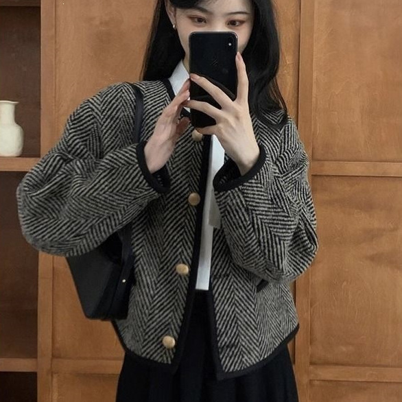 Korean and Japanese style slim-fit long-sleeve jacket for women, spring and autumn high-end short cardigan top, cross-border wholesale