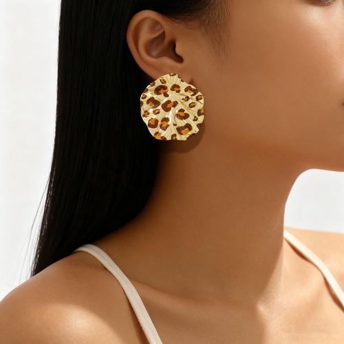 Personalized Exaggerated Retro Leopard Print Pleated Geometric Earrings for Women, Ins Trendy Cold Style Fashion Ear Decorations