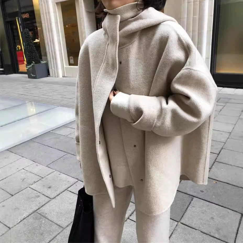 Южная Корея Dongdaemun 2023 Новое свободное двухстороннее кашемировое плюшевое пальто с капюшоном в форме кокона, женское короткое пальто