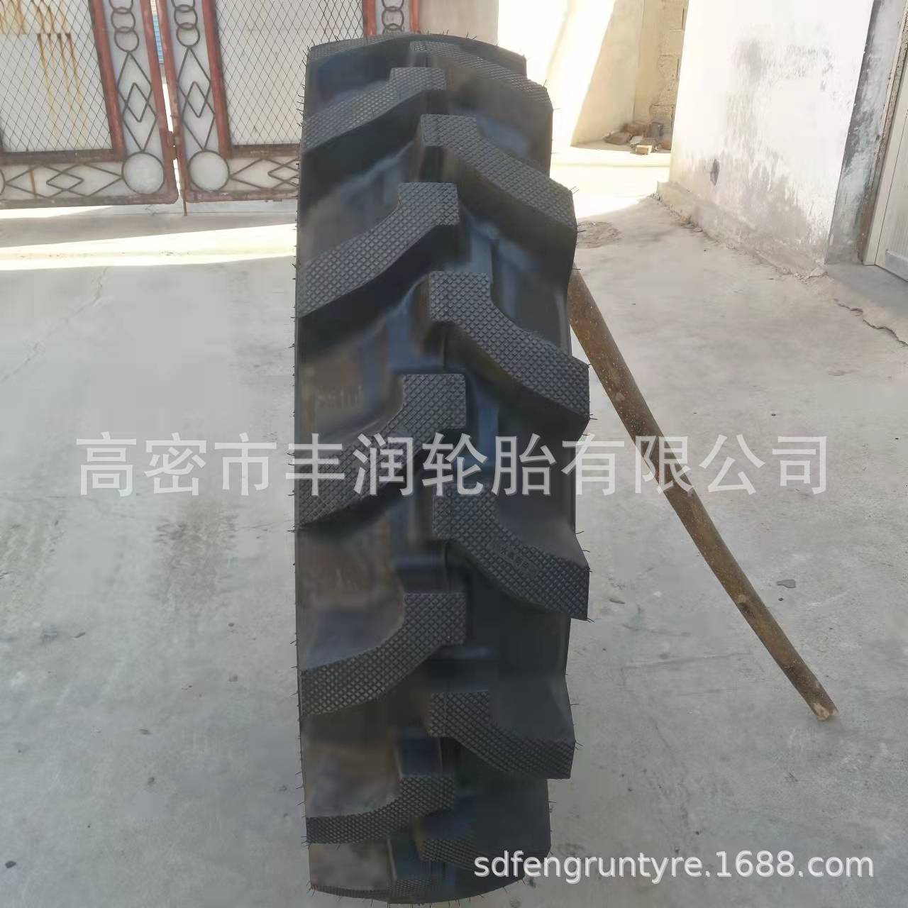 徐州甲字拖拉机轮胎12.4-28 14.9-26-28 18.4-38半高花水旱两用