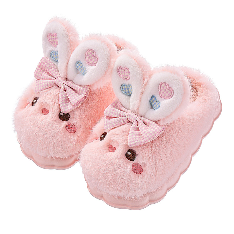 Zapatillas de algodón para niños, niños y niñas, invierno 2025, nuevo tipo de sensación de pisar excrementos antideslizante, cálido y peluche, lindas zapatillas de algodón para bebés