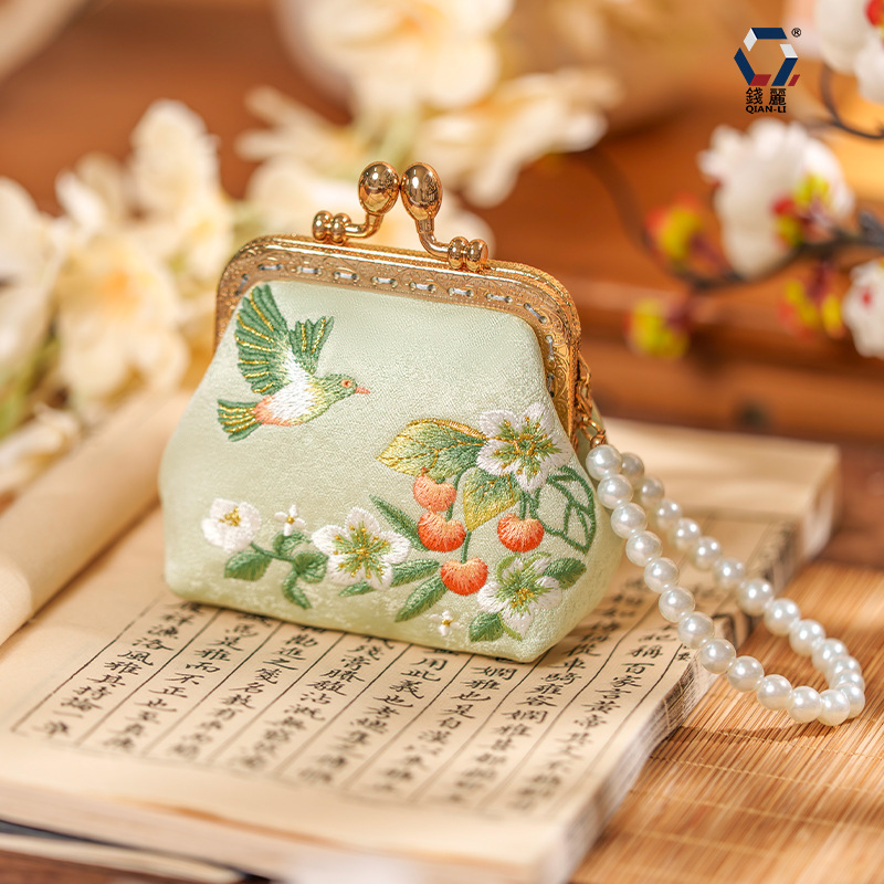[Qian Li] New Chinese Style Embroidered Gold Bag Embroidered Coin Purse Women's Satchel Pearl Gold Bag Finished Product Wholesale