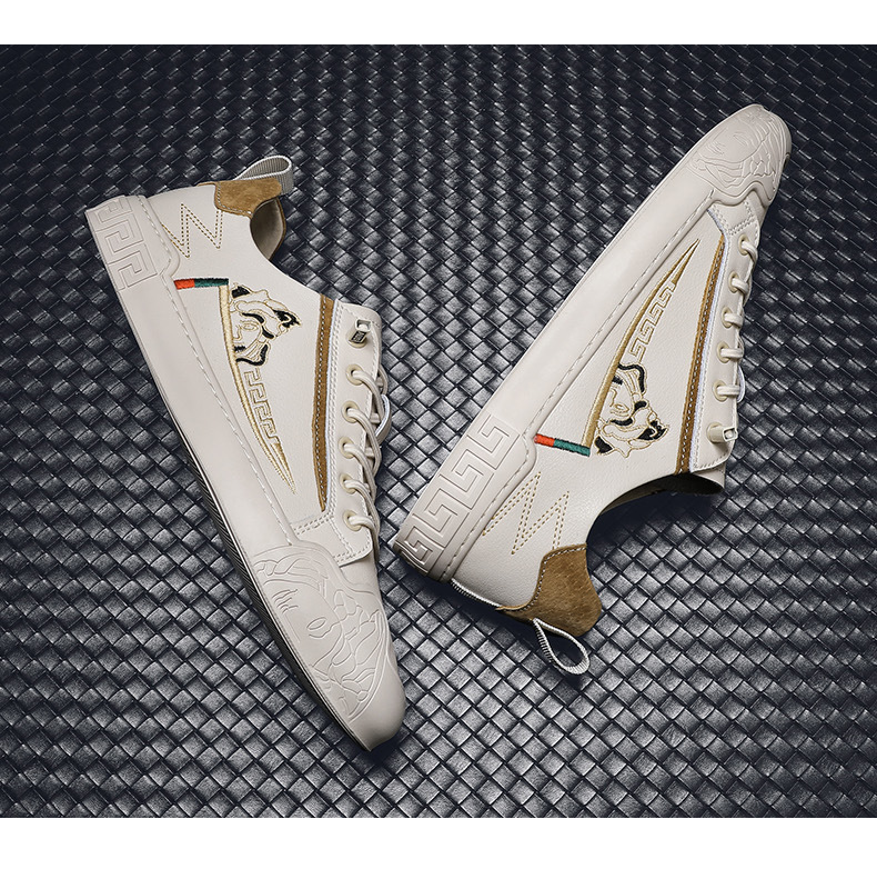 Scarpe da uomo in morbida pelle nuove scarpe da ginnastica casual autunnali e invernali ricamate alla moda tutte le partite con piedini pigri_voghion.com