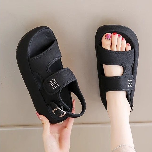 Sandalias de velcro francés para mujeres 2026 verano nuevo estilo de tela de alta calidad hueco transpirable zapatos de playa casuales