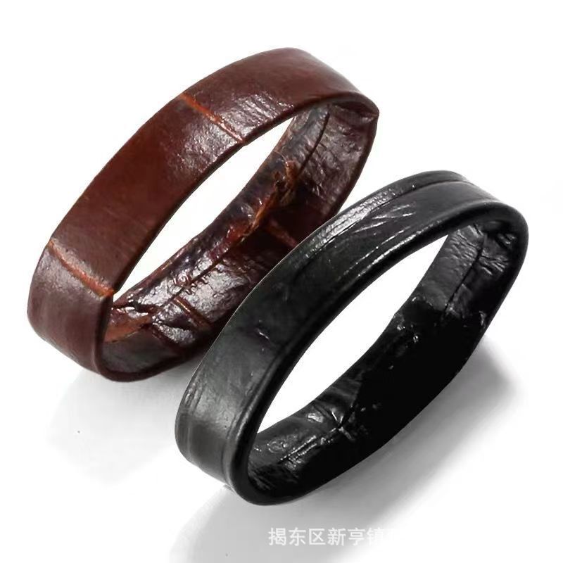 Watch with Leather Ring Real Cowhide Leather Ring Accessories Ring Watch with Fixed Strap Ring Activity Ring Crocodile Pattern Buckle