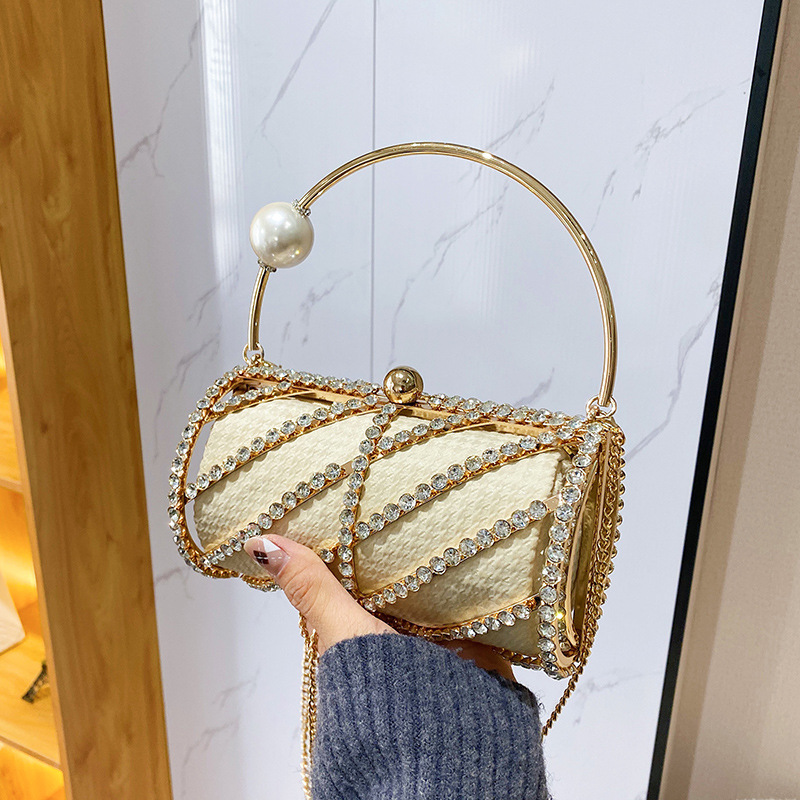 Internet berühmte Kette mit Perlenbesatz für Umhängetasche zum Abendessen, modischer Tragekäfig aus Metall, eine Schultertasche für Damen_voghion.com
