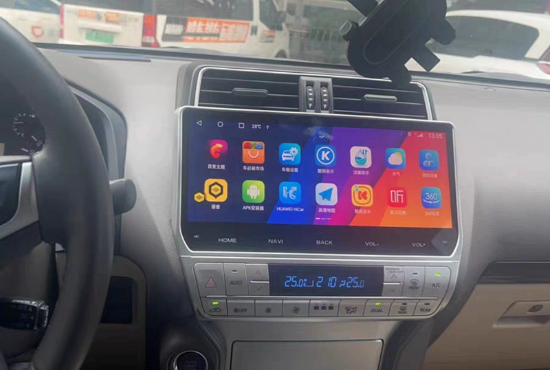 Suitable for Toyota Prado 2700, featuring a large central display, 360-degree panoramic camera, and integrated CarPlay navigation system