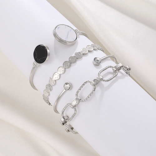 Chain Necklace Set for Women, European and American Style, Multi-layered, Retro and Simple Bracelet Accessory