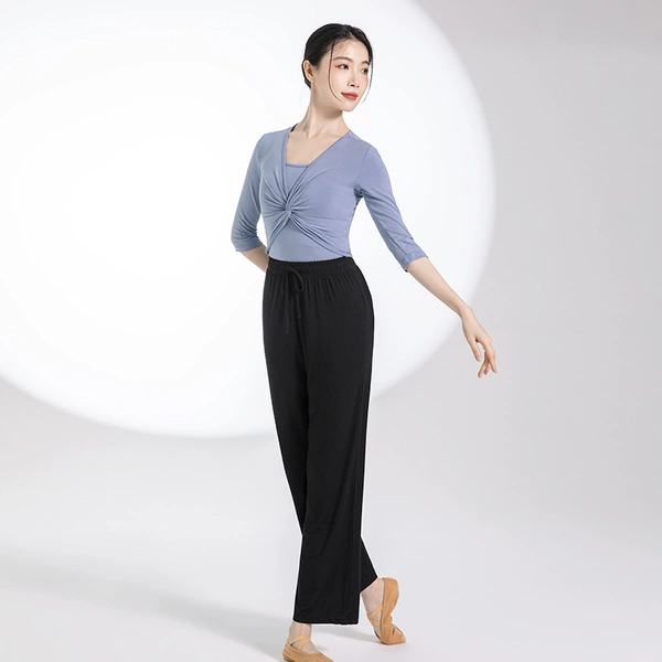 *Twisted pattern*Grey blue mid-sleeves+Black*Wide-leg pants*