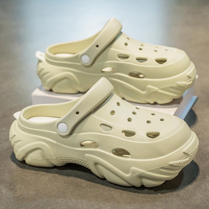 Verano transfronterizo nueva tendencia nueva pareja estilo suela gruesa hogar dos zapatos con agujeros zapatos de jardín casuales antideslizantes