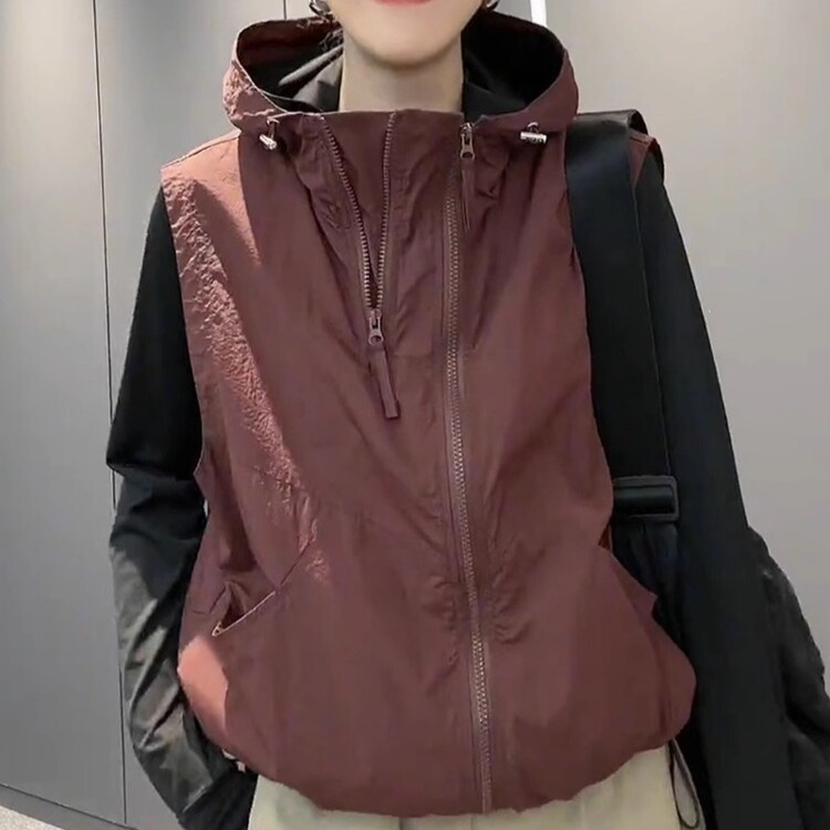 Hooded Sun Protection Vest for Women in Spring and Autumn, Lightweight, Anti-Uv, Sleeveless Vest, Double-Layer Zipper Casual Vest Jacket Hooded Sun Protection Vest for Women in Spring and Autumn, Lightweight, Anti-Uv, Sleeveless Vest, Double-Layer Zipper Casual Vest Jacket