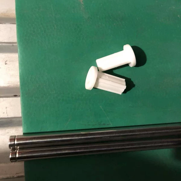 Solid white blocking (10)