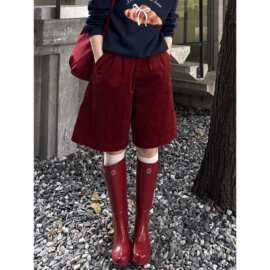 中式复古慵懒时尚感红色灯芯绒中裤宽松显瘦七分裤别致2026秋