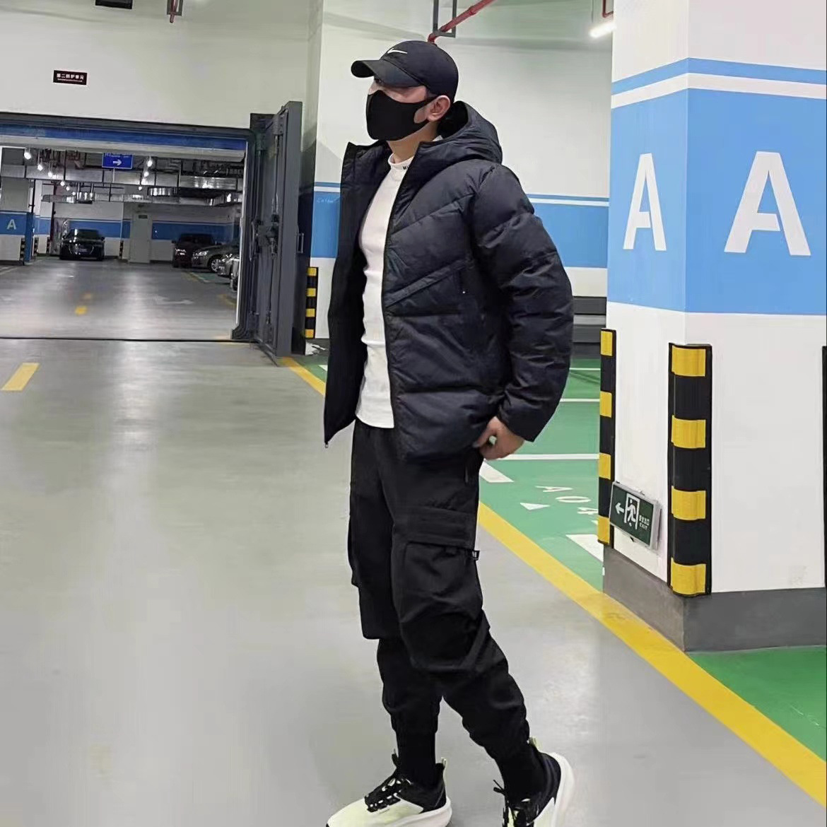 High quality live streaming hot selling for men in autumn winter, loose and trendy jackets, cotton coats, warm jackets_voghion.com