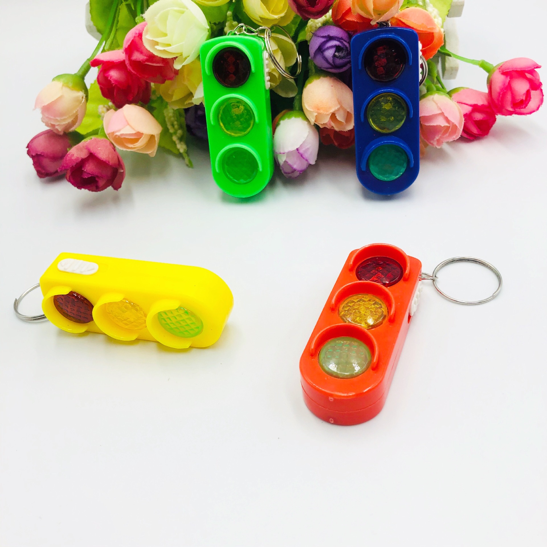Semáforo llavero luz colgante luminoso LED llavero de juguete luminoso de los niños creativo pequeño regalo