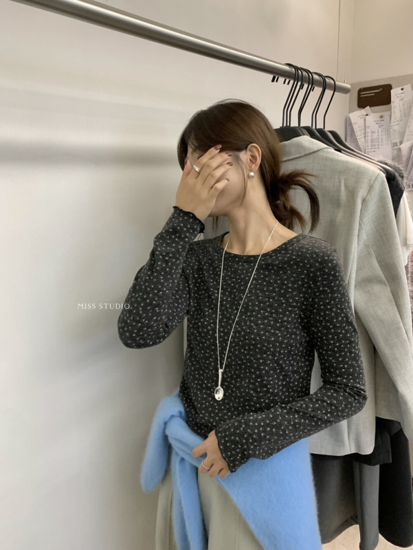【MISS密思家】甜美小花朵圆领碎花磨毛长袖T恤女装89052|undefined