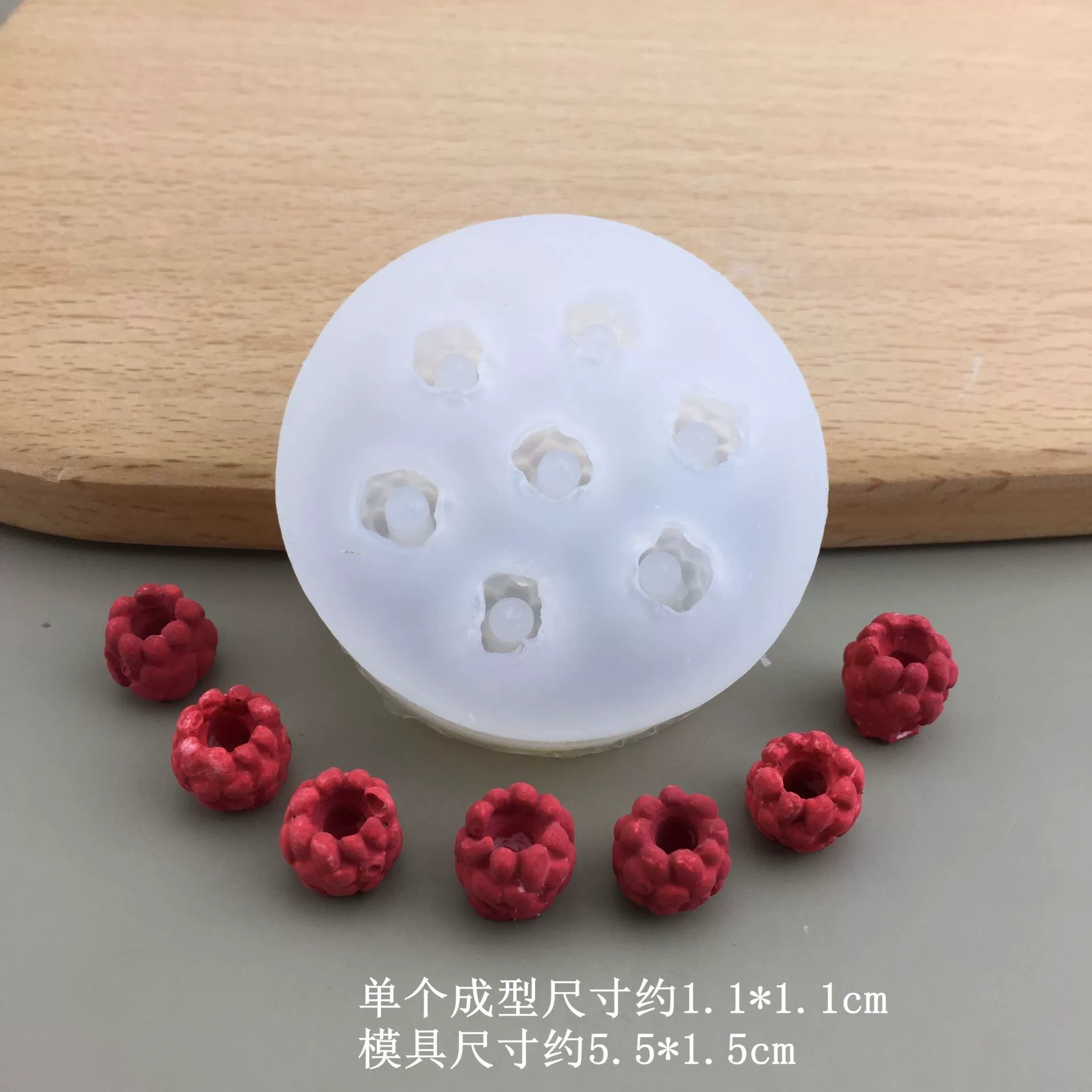 Silicone Fruit Molds (DIY) — Blueberry & Raspberry Shapes, Heatproof −40–230°C, Multi-size