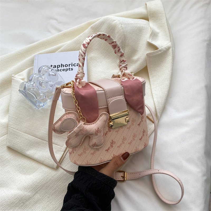 Borsa rotonda piccola da donna dal nuovo design di nicchia, nuova borsa a tracolla alla moda e di fascia alta, popolare borsa per il trucco portatile Instagram_voghion.com