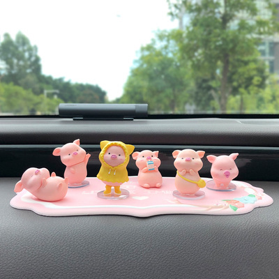 Adornos para el automóvil Adornos de la consola central del automóvil del cerdito de la red de Internet Adornos para el automóvil Dibujos animados creativos Decoración linda del automóvil Mujer