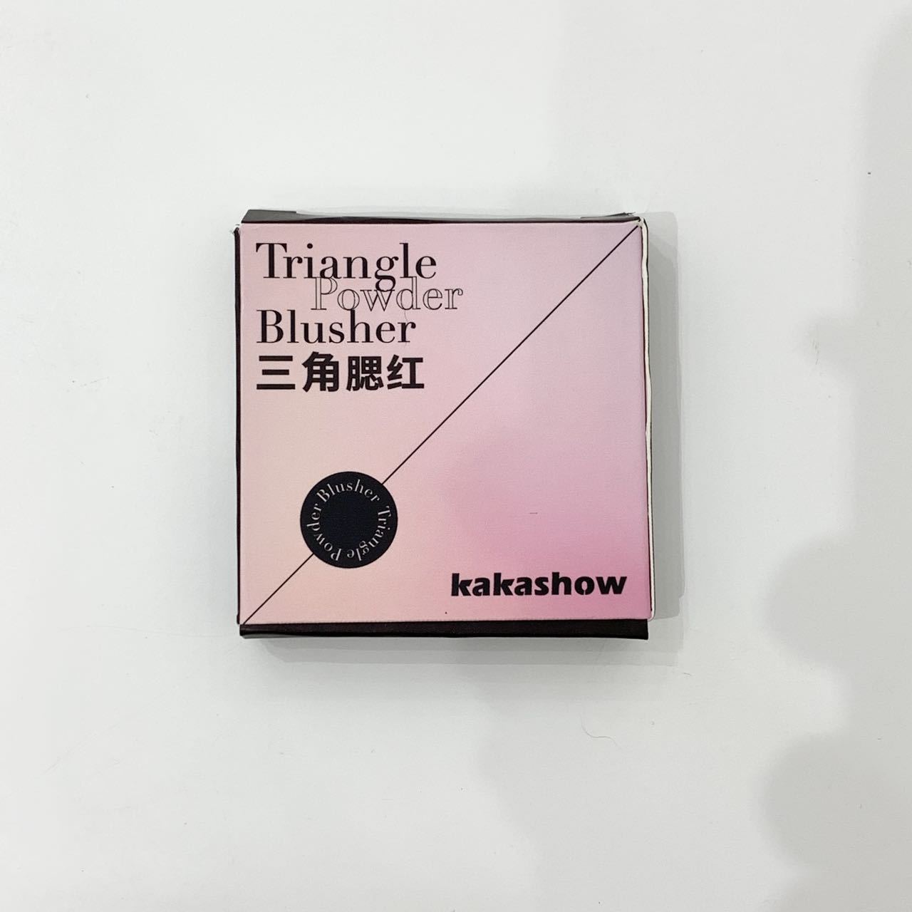 kakashow's rotating triangle two-color blush is a natural, smooth and color-enhancing matte Korean-style energetic blush with a swelling color undefined