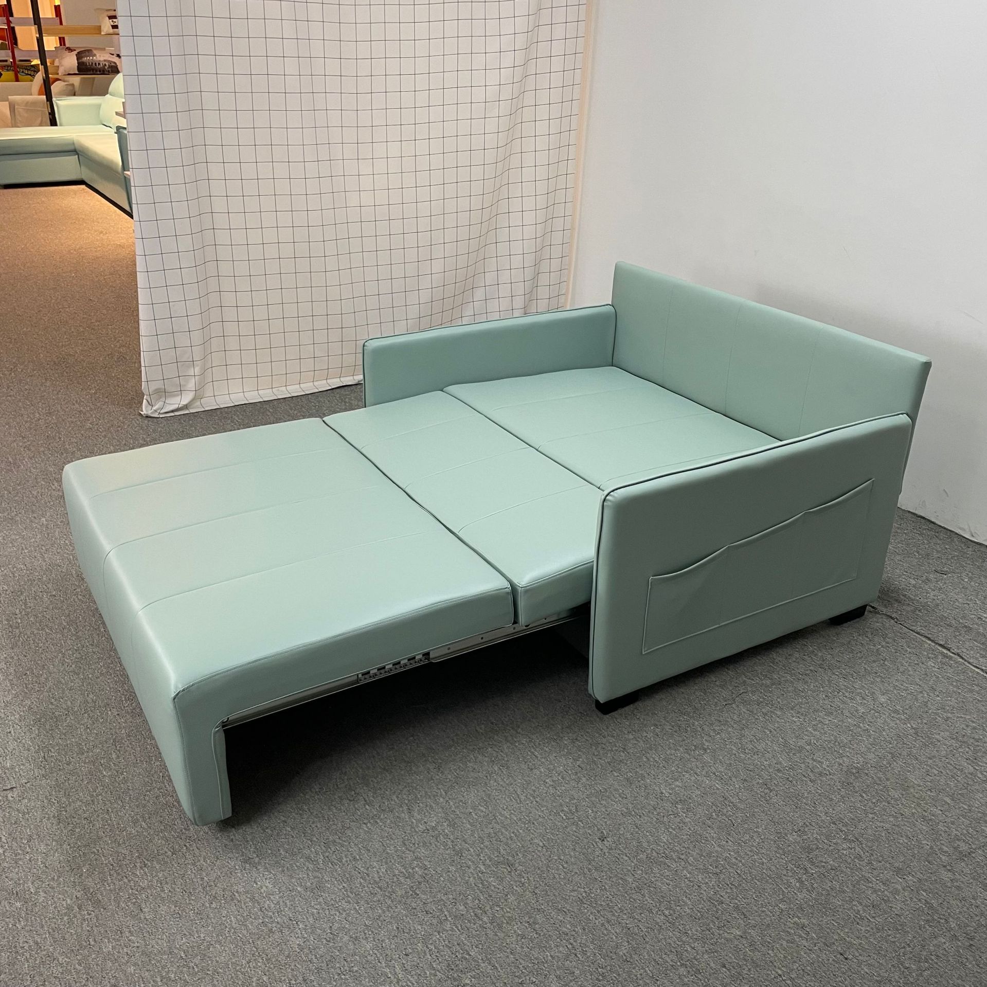 Sofá cama multifuncional doble uso plegable pequeño tipo sala de estar almacenamiento látex doble sofá cama de cuero de tres personas