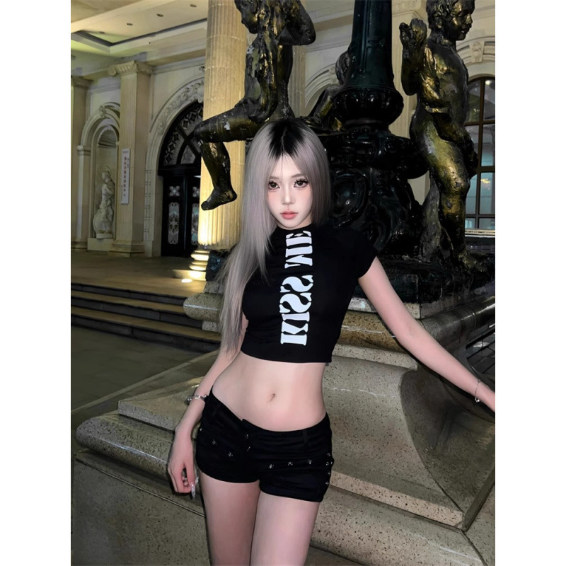 American Style Spicy Girl Black Short-Sleeve T-Shirt for Women, New Summer Design, Niche Slim-Fit Cropped Top, Trendy on Instagram