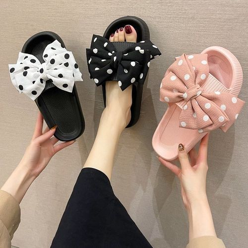 One-piece unisex cute polka dot bow slippers for summer outdoor wear, stylish thick-soled indoor flat sandals with a one-piece design, suitable for beach shoes.