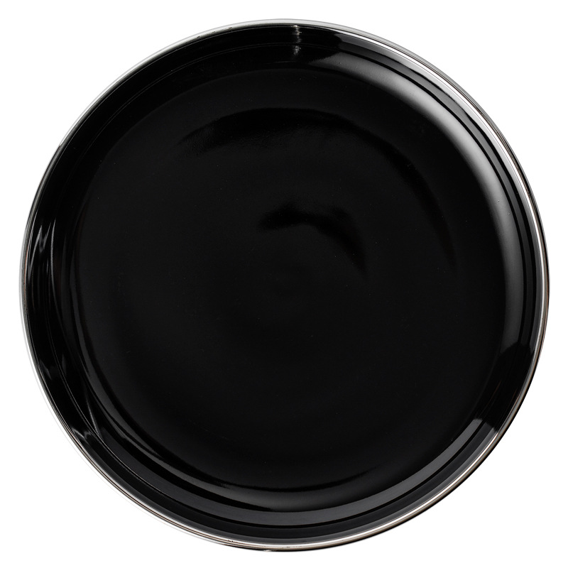 Black ceramic tableware for home use