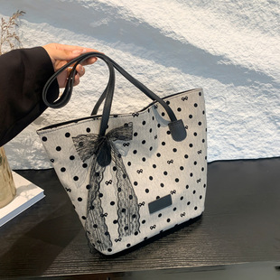 �������¿�μ�Ů�����2025�����Y���c���e���|ˮͰ�����ذ�