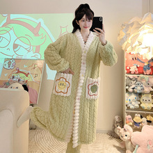 ɺ���q�����bŮʿ�����_���L��ԡ�۳��۴�a200��Ů����ů�Ҿӷ�