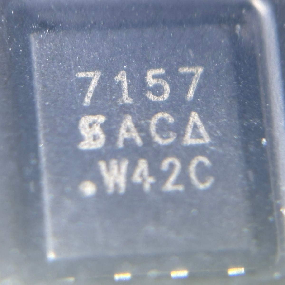 SI7157DP-T1-GE3  场效应管(MOSFET) 原装正品 PAKSO-8 丝印7157