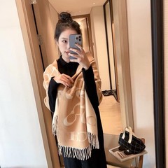 秋冬季新款羊绒轻奢围巾女长款时尚保暖双面流苏两用披肩百搭围脖