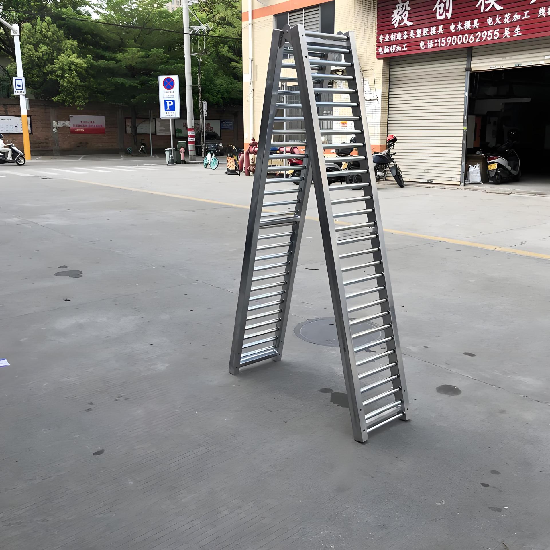 无动力滚筒不锈钢托辊输送带镀锌滚筒轴传送带滚轮压轮辊输送机