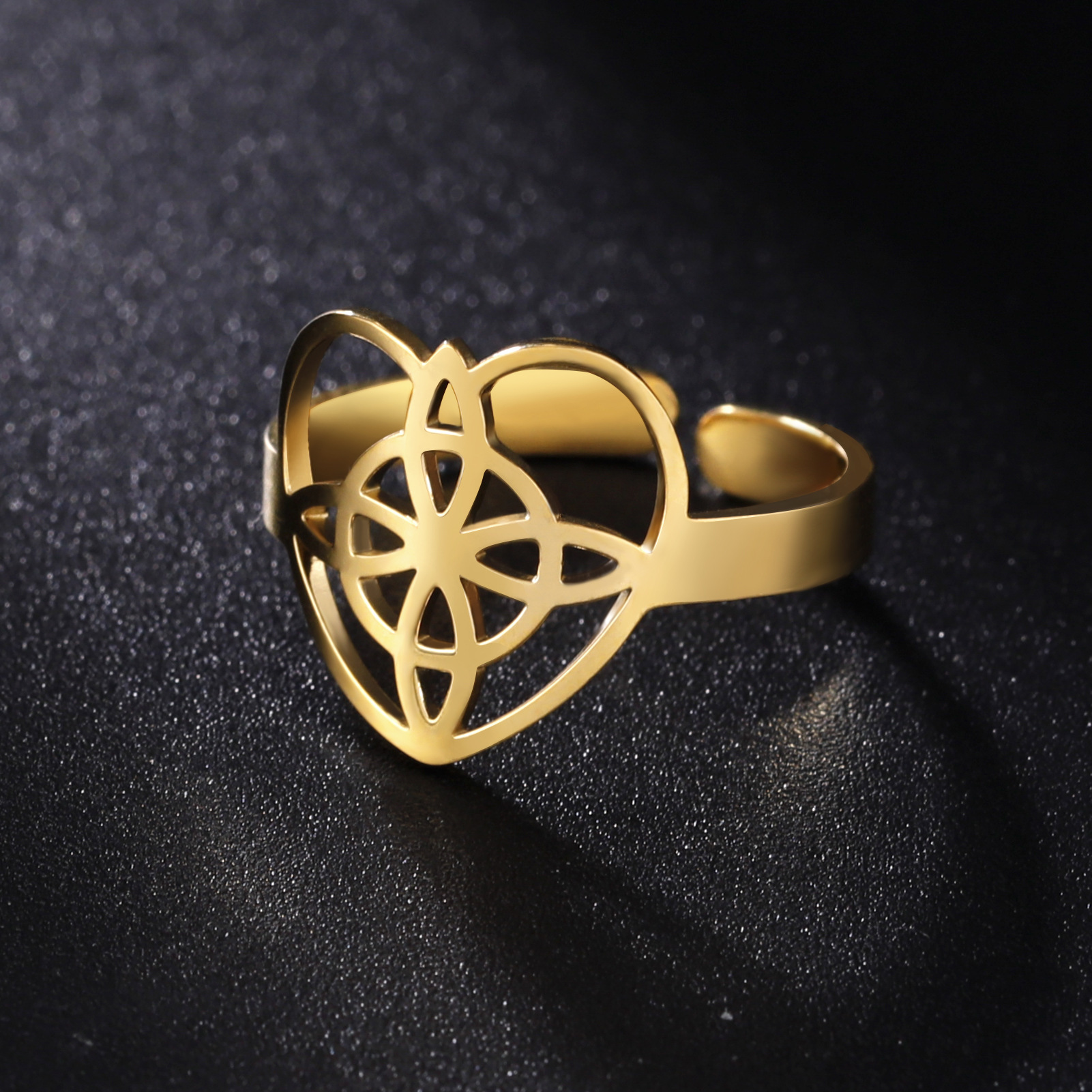 Witches Knot, Heart Shape Pattern Wholesale Jewelry Hip-Hop Retro Witches Knot Heart Shape 304 Stainless Steel Plating Rings