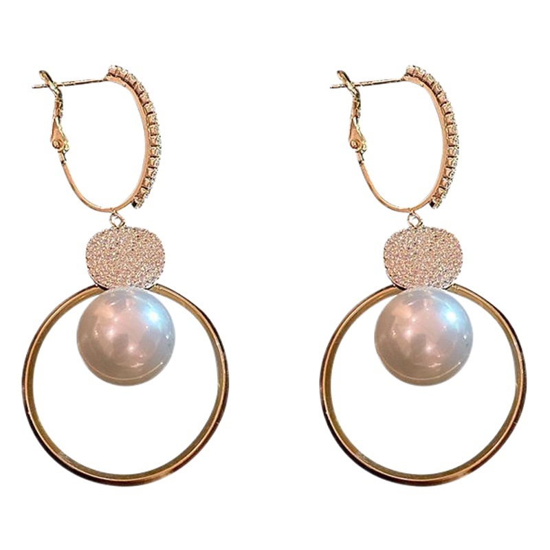 Silver Needle Atmospheric Pearl Earrings South Korea Elegant Long Diamond-encrusted Pearl Ins Simple Light Luxury Slimming Ear Ring Earrings