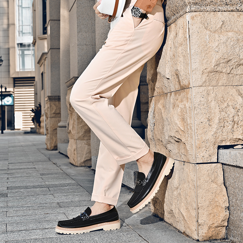 Comercio exterior tamaño 46 zapatos de hombre estación europea zapatos de cuero casuales de negocios de hombre estilo británico un pie zapatos casuales de cuero