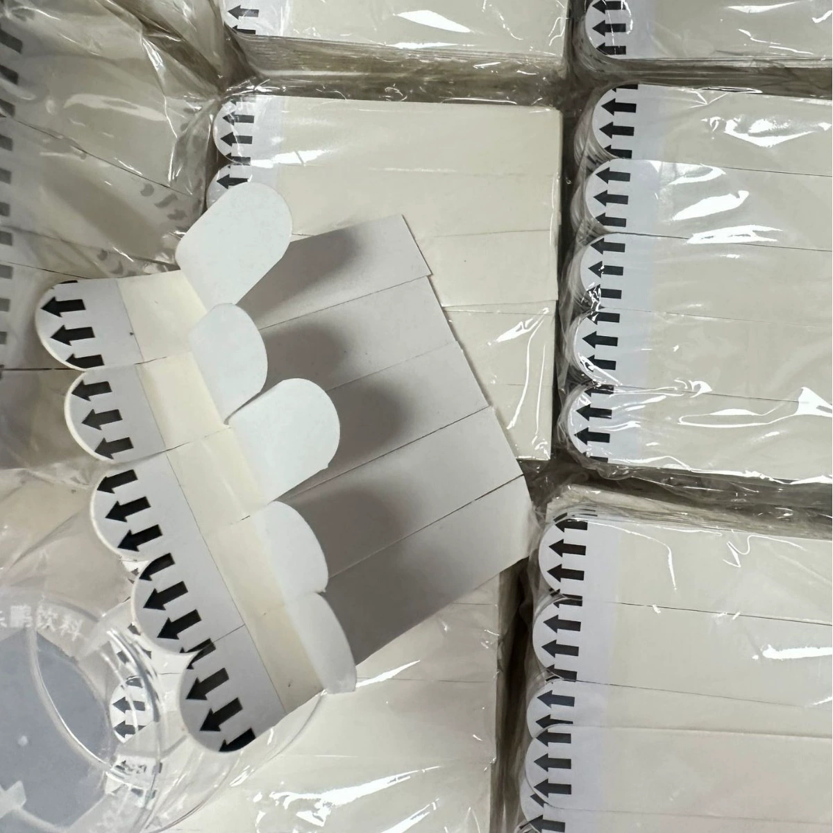 Прочная клейкая лента, бесследная съемная двусторонняя лента, клей с стрелками, прочная липучка для фоторамки, артефакт без гвоздей.