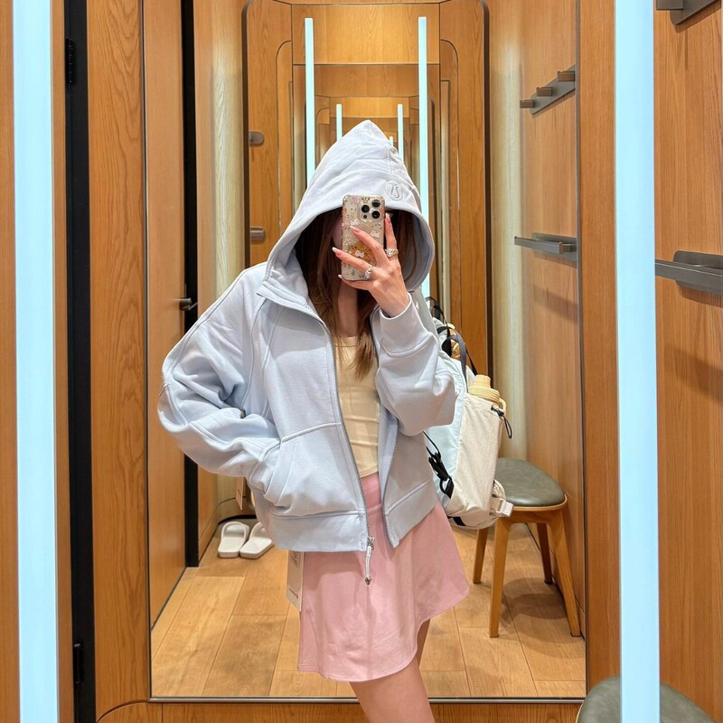 Lulu-Style Original Scuba Hooded Loose Full-Zip Sweatshirt Yoga Wear Sports Fleece Jacket in a Relaxed Style Lulu-Style Original Scuba Hooded Loose Full-Zip Sweatshirt Yoga Wear Sports Fleece Jacket in a Relaxed Style