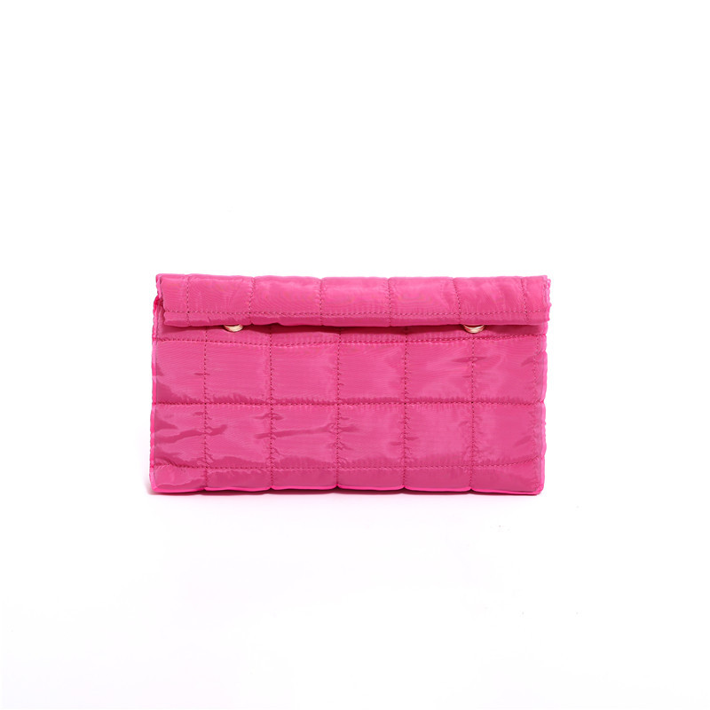 Simples paquetes de cena coreanos de color sólido de estilo extranjero para mujeres de alto nivel temperamento personalidad de fiesta bolsa de mano