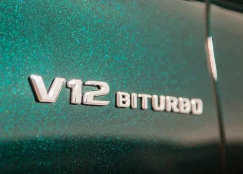 Suitable for the new Mercedes-Benz V8BITURBO side emblems, C63, G63, S65, and V12 supercharged car emblems